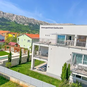  Apartment Baska, Exklusive Mit Poolarea In Baska, Krk - Kroatien