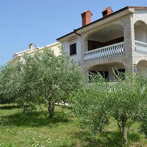 Ana Apartman